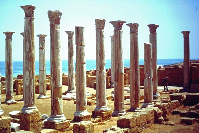 21 Apollonia columns of the Early Byzantine Central Basilica 700w