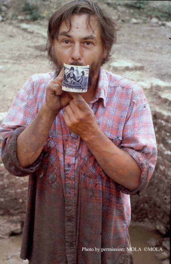  ‘Wise man of Gotham’ Ryszard Bartkowiak, with commemorative mug     found in the moat at Low Hall